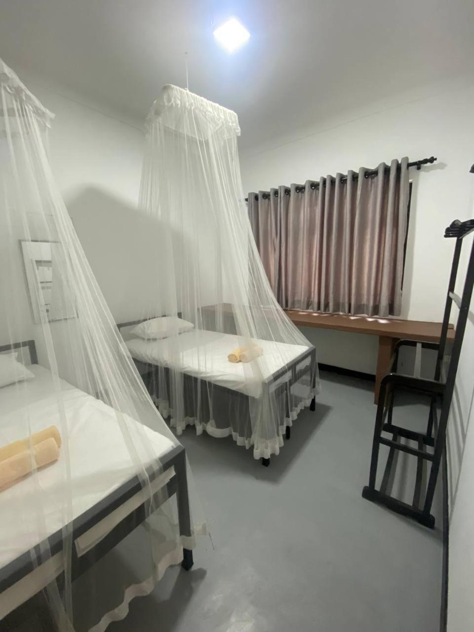 Pearl Villa Rooms And Hostel Unawatuna Extérieur photo